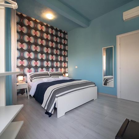 Boutique Rooms Carbonazzi 17 Cagliari Ngoại thất bức ảnh