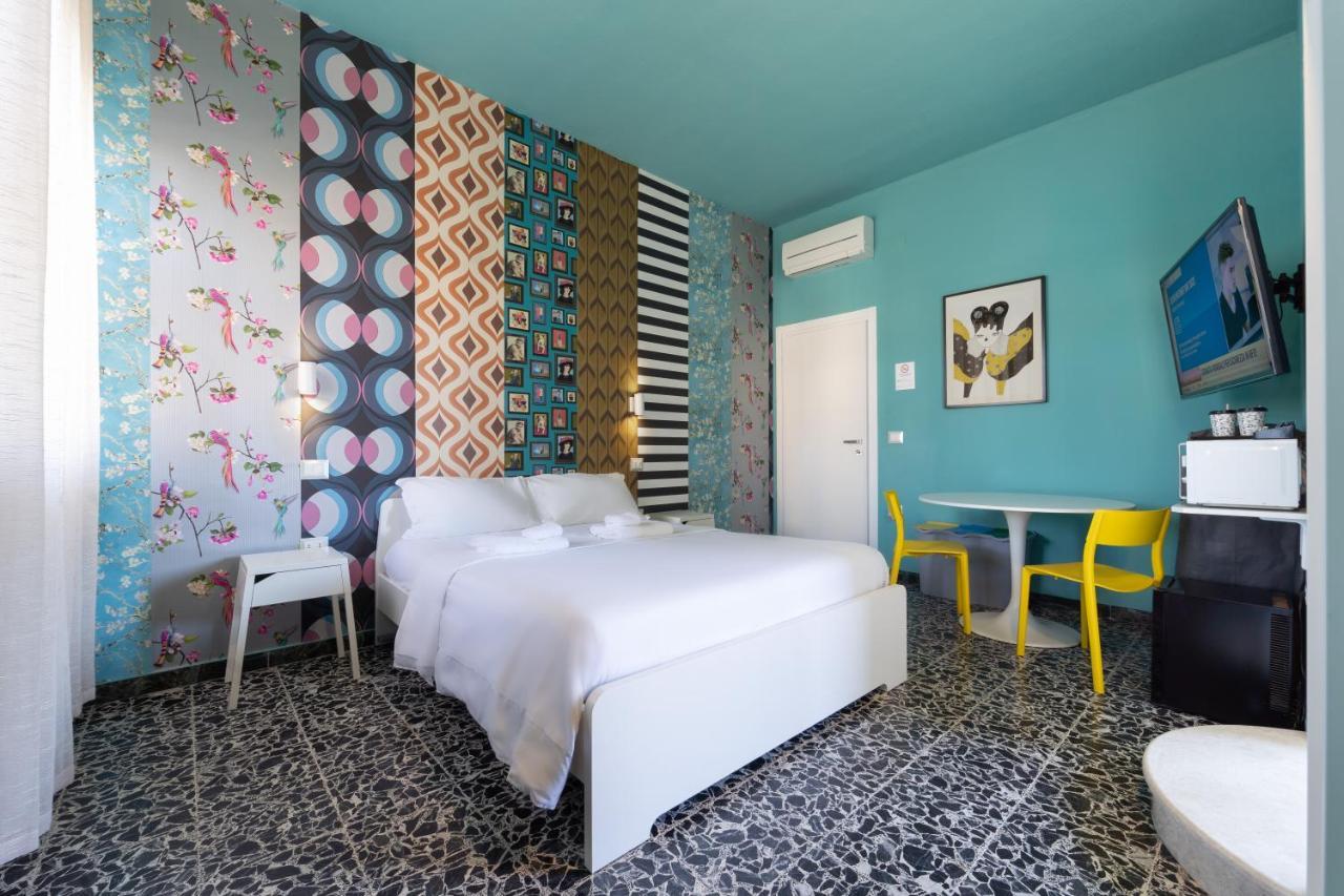 Boutique Rooms Carbonazzi 17 Cagliari Ngoại thất bức ảnh
