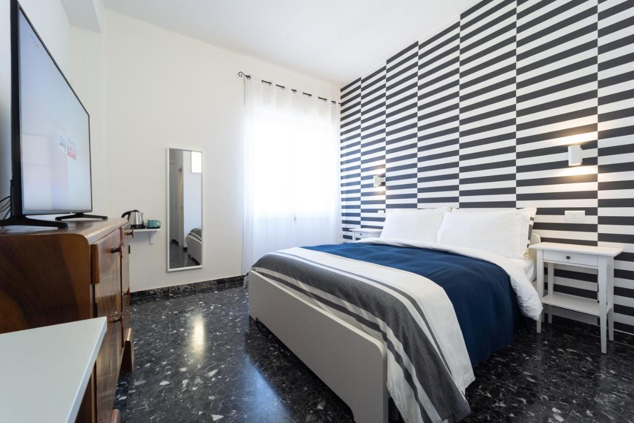 Boutique Rooms Carbonazzi 17 Cagliari Ngoại thất bức ảnh