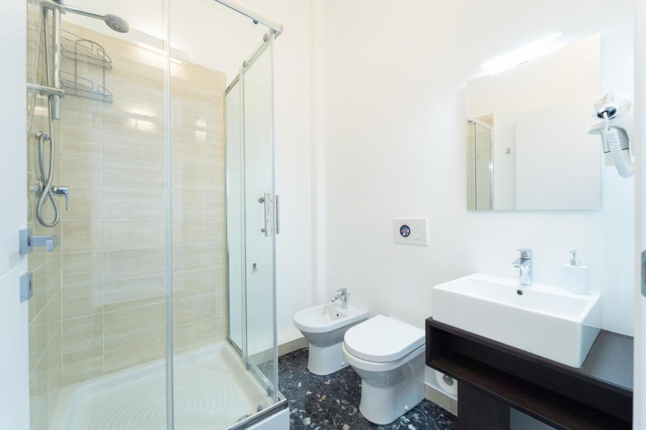 Boutique Rooms Carbonazzi 17 Cagliari Ngoại thất bức ảnh