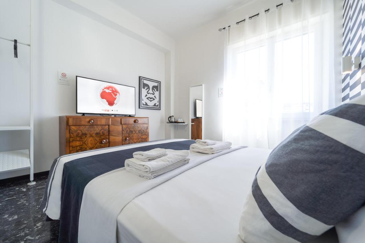 Boutique Rooms Carbonazzi 17 Cagliari Ngoại thất bức ảnh