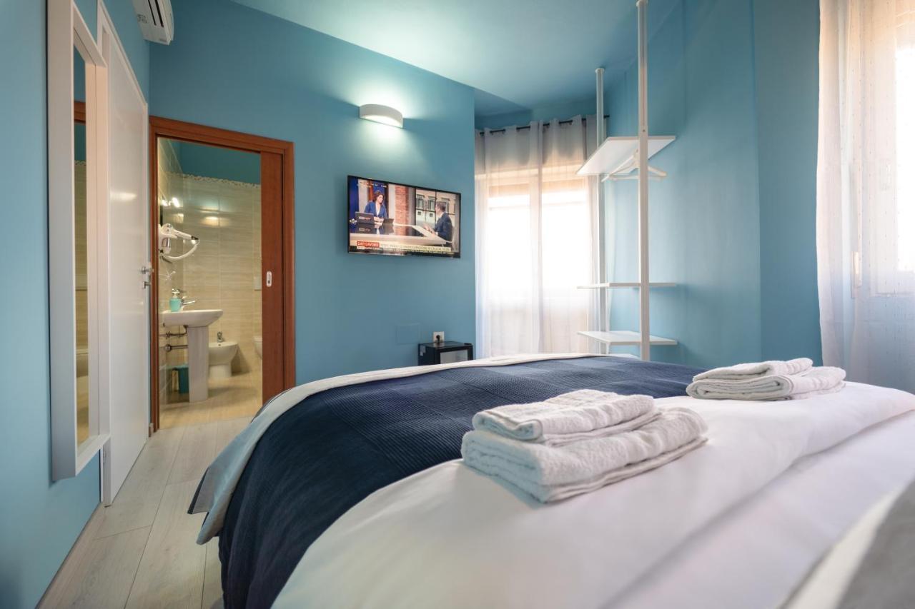 Boutique Rooms Carbonazzi 17 Cagliari Ngoại thất bức ảnh